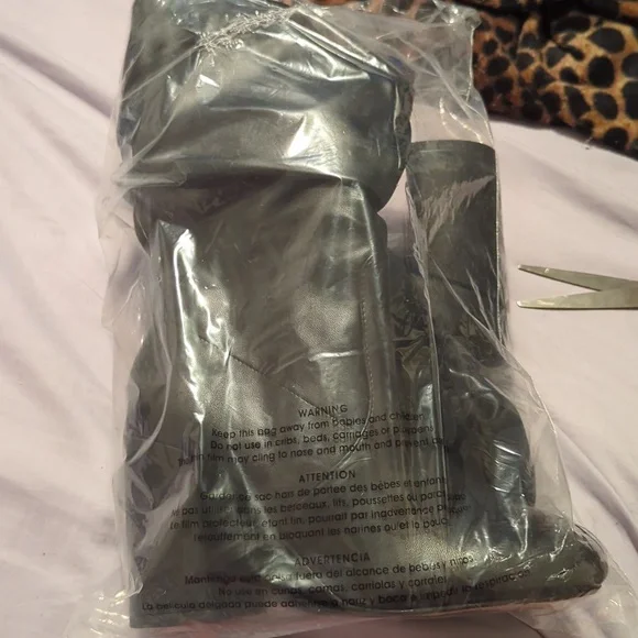 Slouchy Mid Calf Boot (WW) - Picture 4 of 6